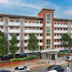  Appartement Bright, Interior, Close To The City, 2 Bedroom