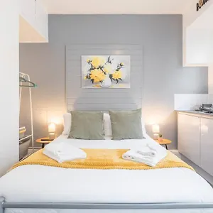 Private 2 With Kitchenette By Cb No Minimum Apartment